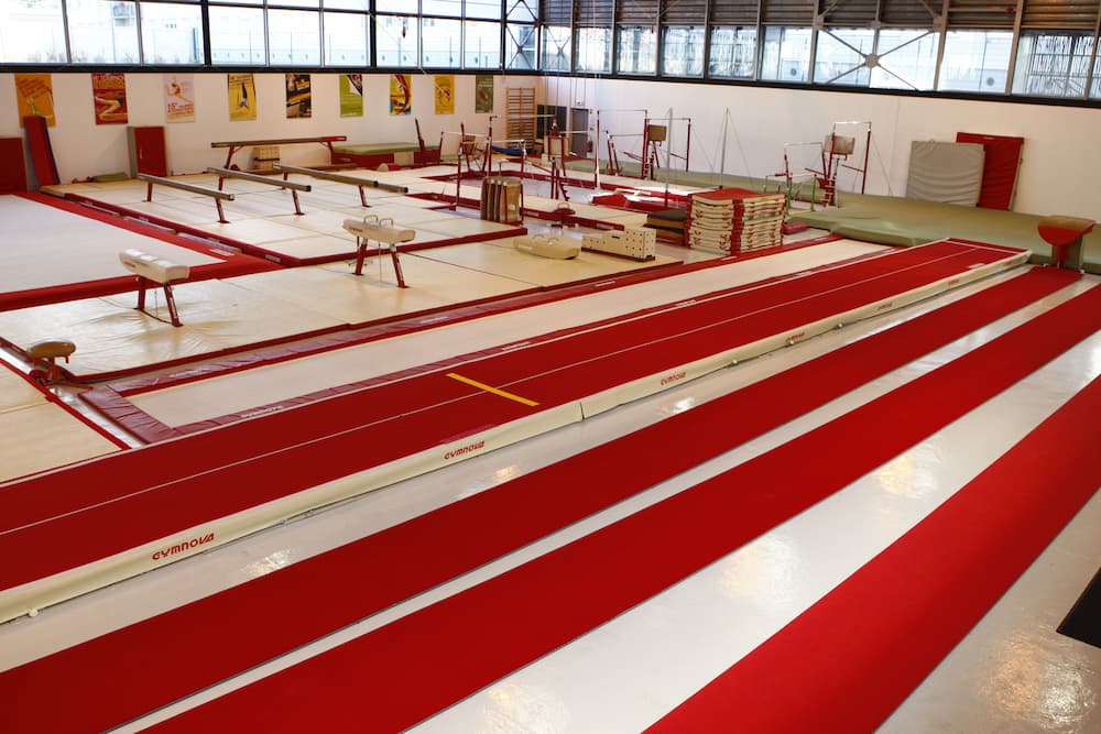 COMPLETE TUMBLING TRACK NOVATRACK'ONE - FIG Approved