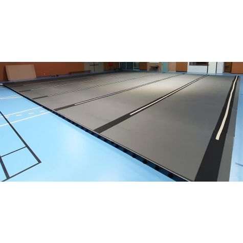 AIRE DE MOUSSE POUR PRATICABLE D'ENTRAINEMENT AVEC PISTES ENROULABLES - 13 x 13 m.