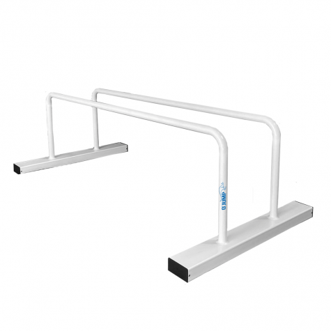 LOW PARALLEL BARS