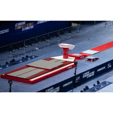 CONJUNTO DE COLCHONETAS PARA SALTO DE COMPETICION - 15,60 m²