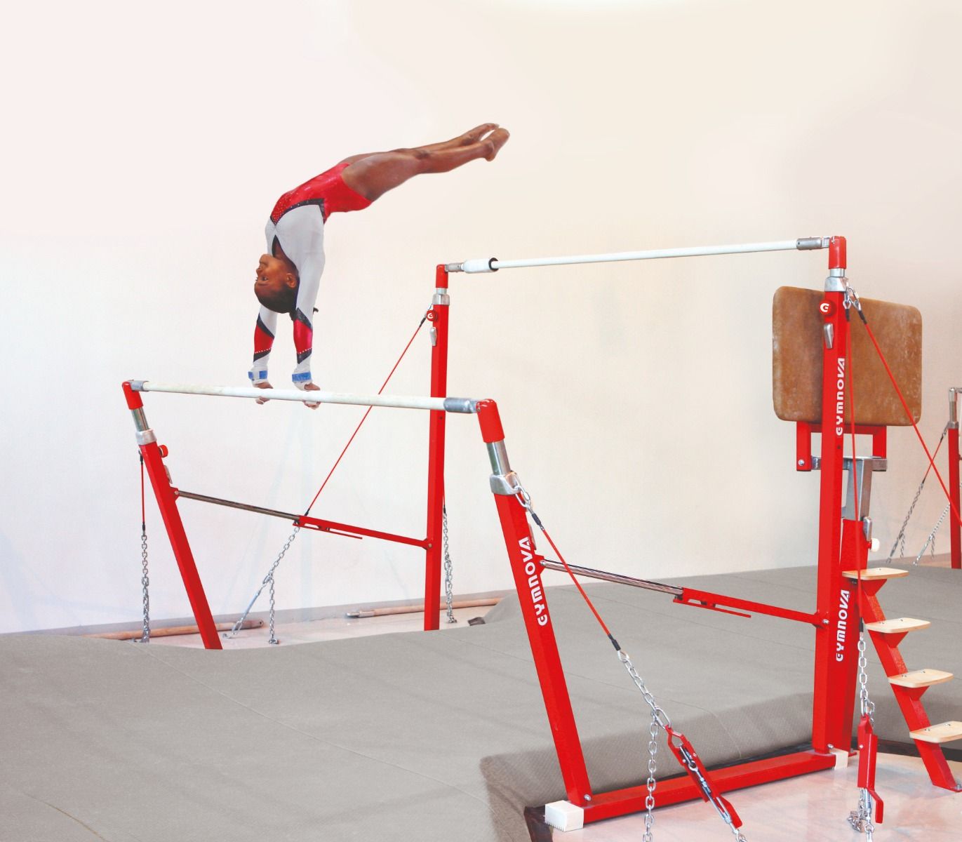 Barre de Gymnastique Asymétrique